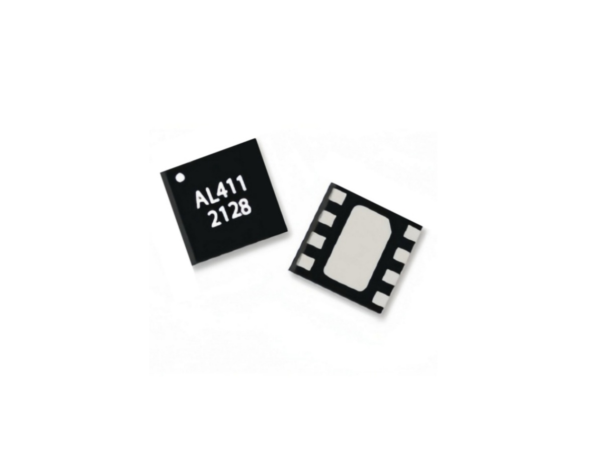 AL411 flat gain ultra-low noise amplifier